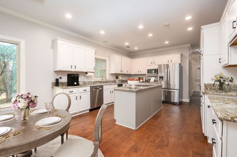 Photo of 3055 SHANNON OAKS CV, Germantown, TN 38138 (MLS # 10214233)