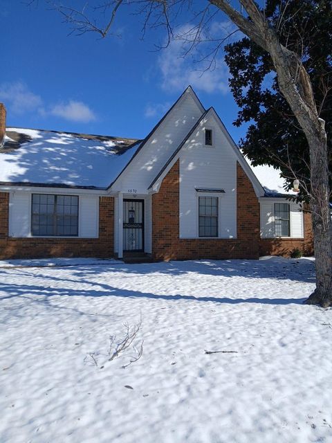 Photo of 6852 KEYSTONE DR, Memphis, TN 38115 (MLS # 10221496)