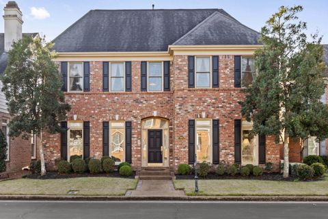 Photo of 7999 WILLOW BROOK RD, Germantown, TN 38138 (MLS # 10211814)