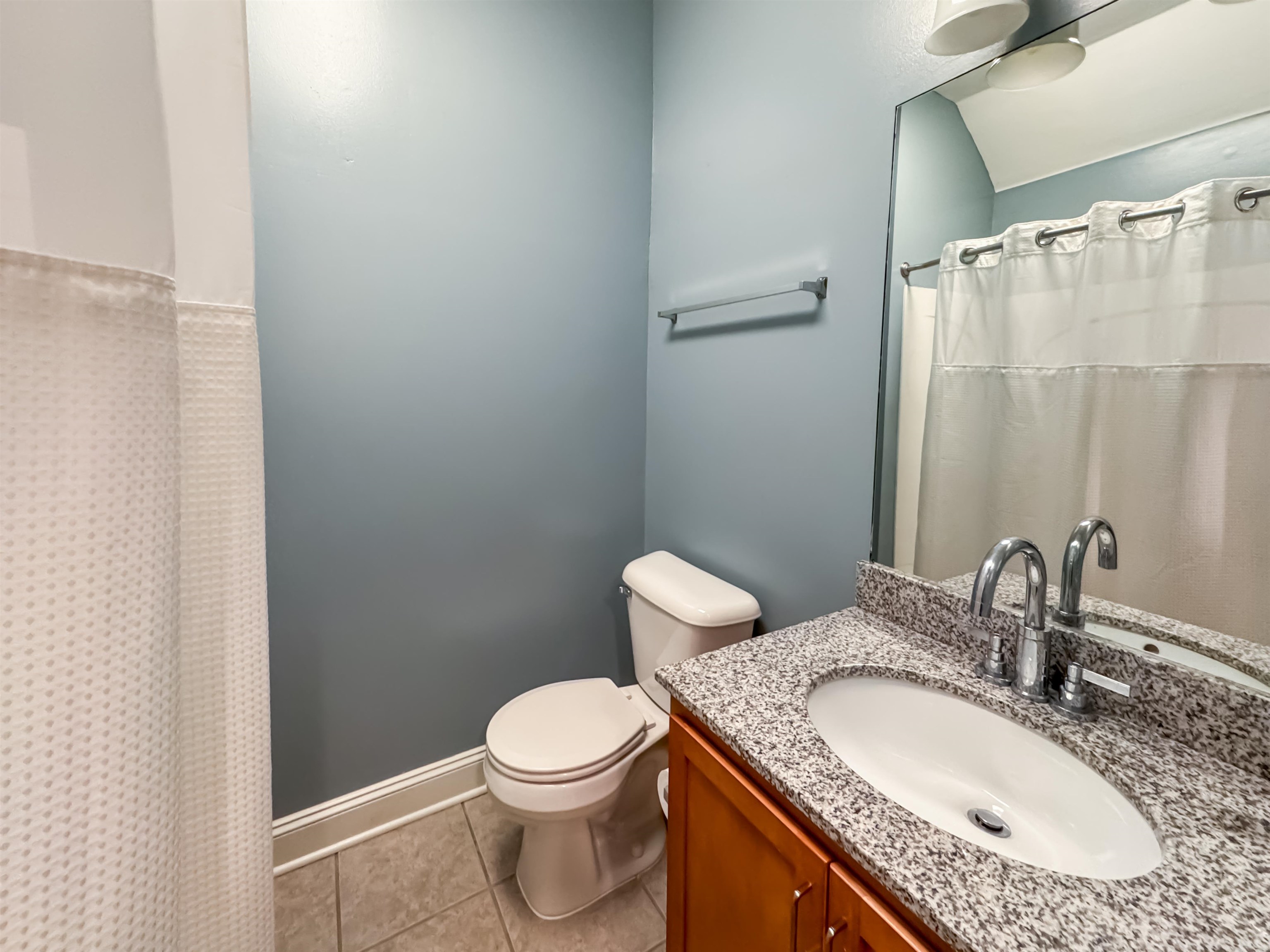 Memphis, Tennessee 38103, United States, 2 Bedrooms Bedrooms, ,2 BathroomsBathrooms,Residential,Active,182836