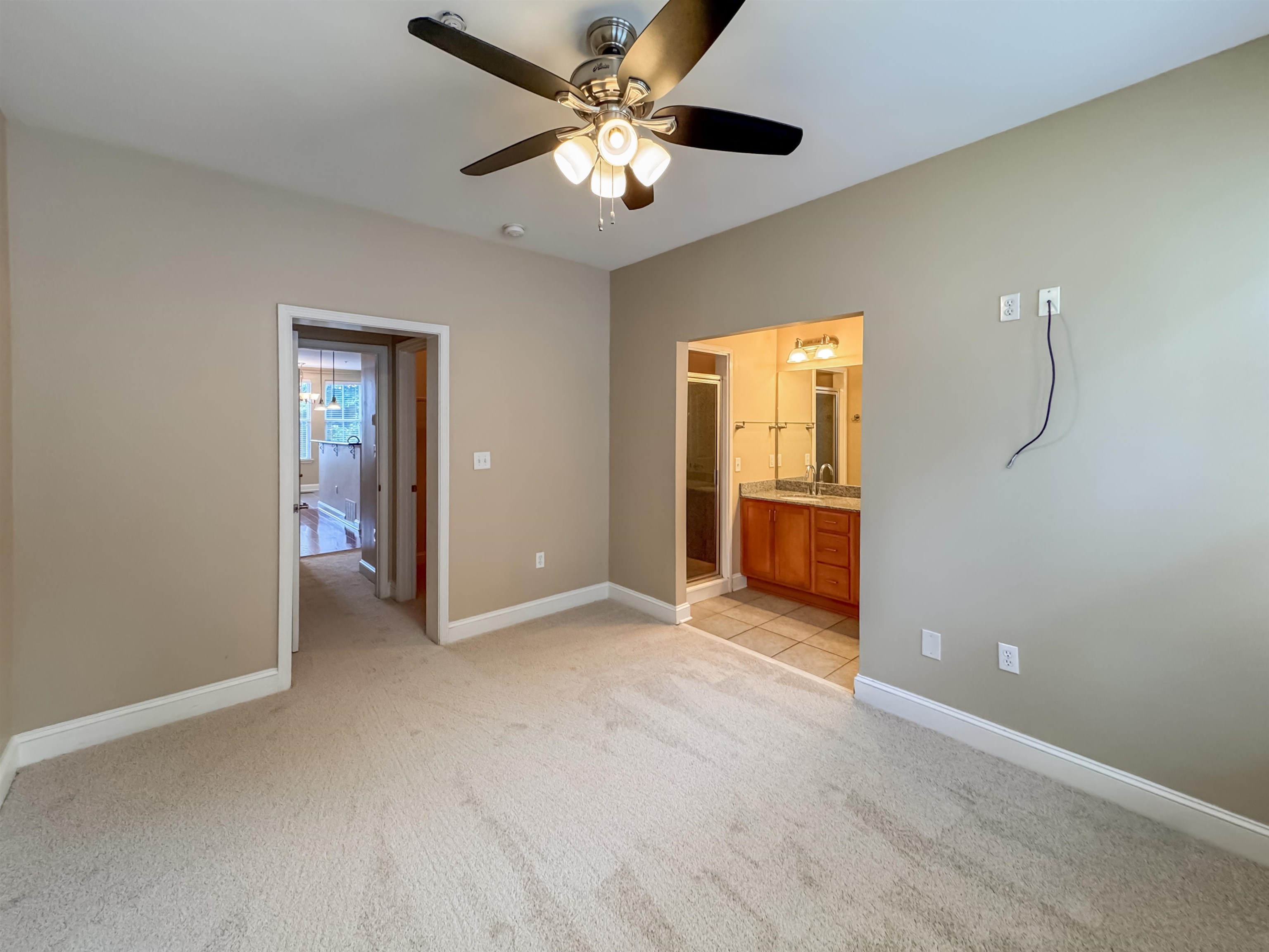 Memphis, Tennessee 38103, United States, 2 Bedrooms Bedrooms, ,2 BathroomsBathrooms,Residential,Active,182836