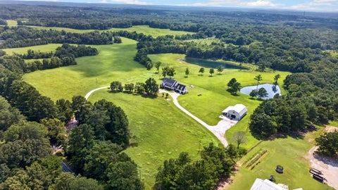 Photo of 523 N SLAYDEN RD, Slayden, MS 38642 (MLS # 10228725)