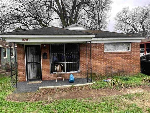 Photo of 2203 STOVALL AVE, Memphis, TN 38108 (MLS # 10220648)