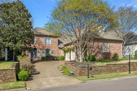 6828 OLD BRIDGE LN Germantown TN 38138