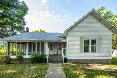 Photo of 4070 54 HWY, Brownsville, TN 38012 (MLS # 10205835) Photo of 4070 54 HWY, Brownsville, TN 38012 (MLS # 10205835)