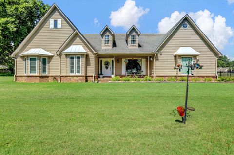 Photo of 4045 BARTLETT COUNTRY RD, Bartlett, TN 38135 (MLS # 10216503)