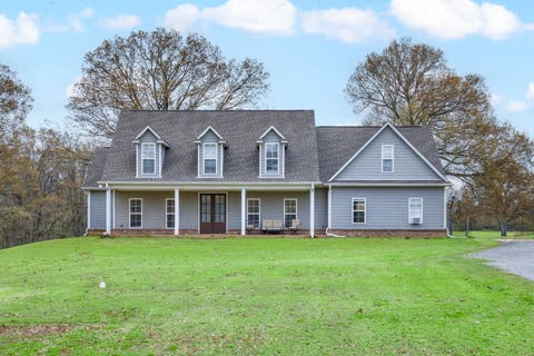 Photo of 504 BANKSTON RD, Nesbit, MS 38651 (MLS # 10219973)
