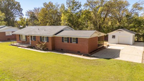 Photo of 80 QUARTET CIR, Savannah, TN 38372 (MLS # 10207789)