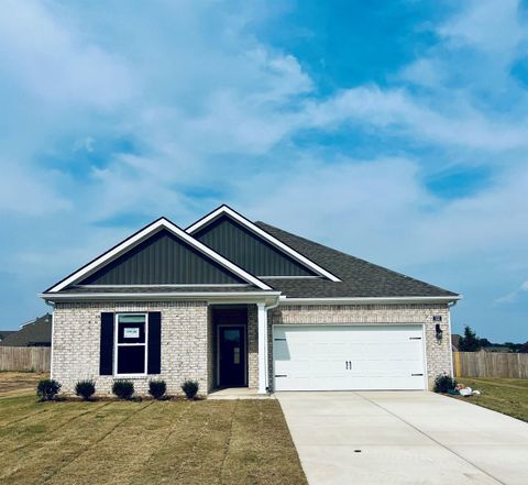 Photo of 165 KIPLING DR, Oakland, TN 38060 (MLS # 10215017)