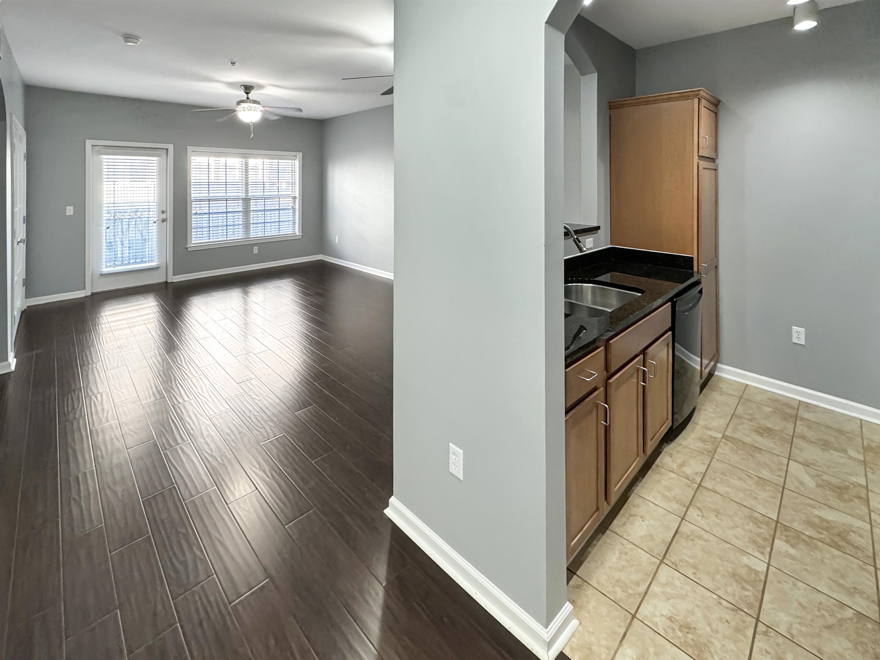 Memphis, Tennessee 38103, United States, 1 Bedroom Bedrooms, ,1 BathroomBathrooms,Residential,Active,21516