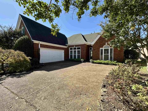 Photo of 1089 W LINKS VIEW LN, Cordova, TN 38018 (MLS # 10208242)
