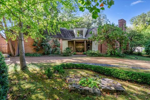 Photo of 311 E CHERRY CIR, Memphis, TN 38117 (MLS # 10217694)