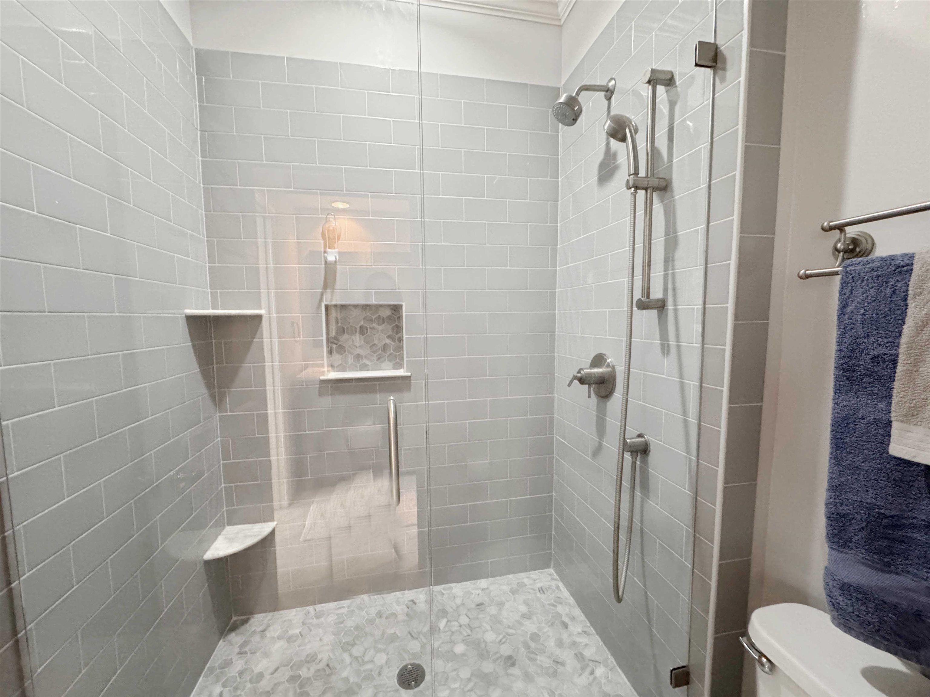 Memphis, Tennessee 38103, United States, 2 Bedrooms Bedrooms, ,3 BathroomsBathrooms,Residential,Active,111774