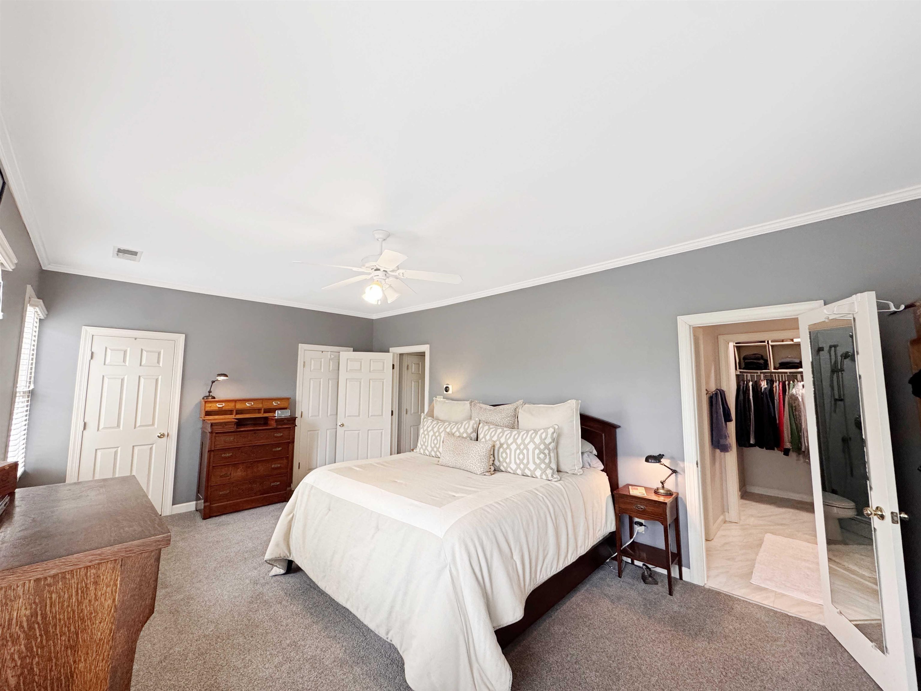 Memphis, Tennessee 38103, United States, 2 Bedrooms Bedrooms, ,3 BathroomsBathrooms,Residential,Active,111774