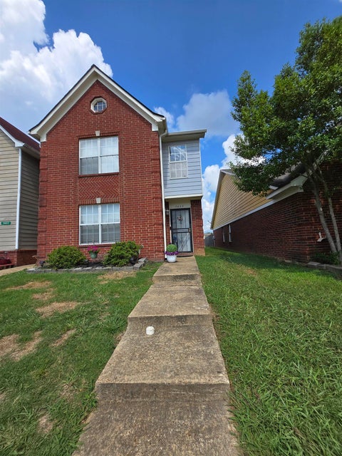 Photo of 7439 PERRIN LN, Horn Lake, MS 38637 (MLS # 10226772)