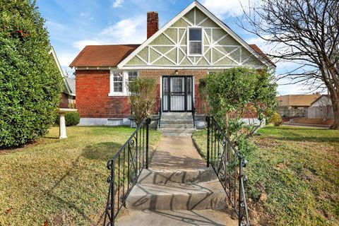 Photo of 864 N BELVEDERE ST, Memphis, TN 38107 (MLS # 10218308)