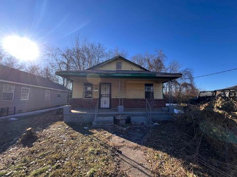 Photo of 1591 CARPENTER ST, Memphis, TN 38108 (MLS # 10214220)