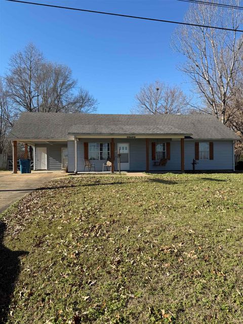 Photo of 417 TURNER LN, Covington, TN 38019 (MLS # 10212749)