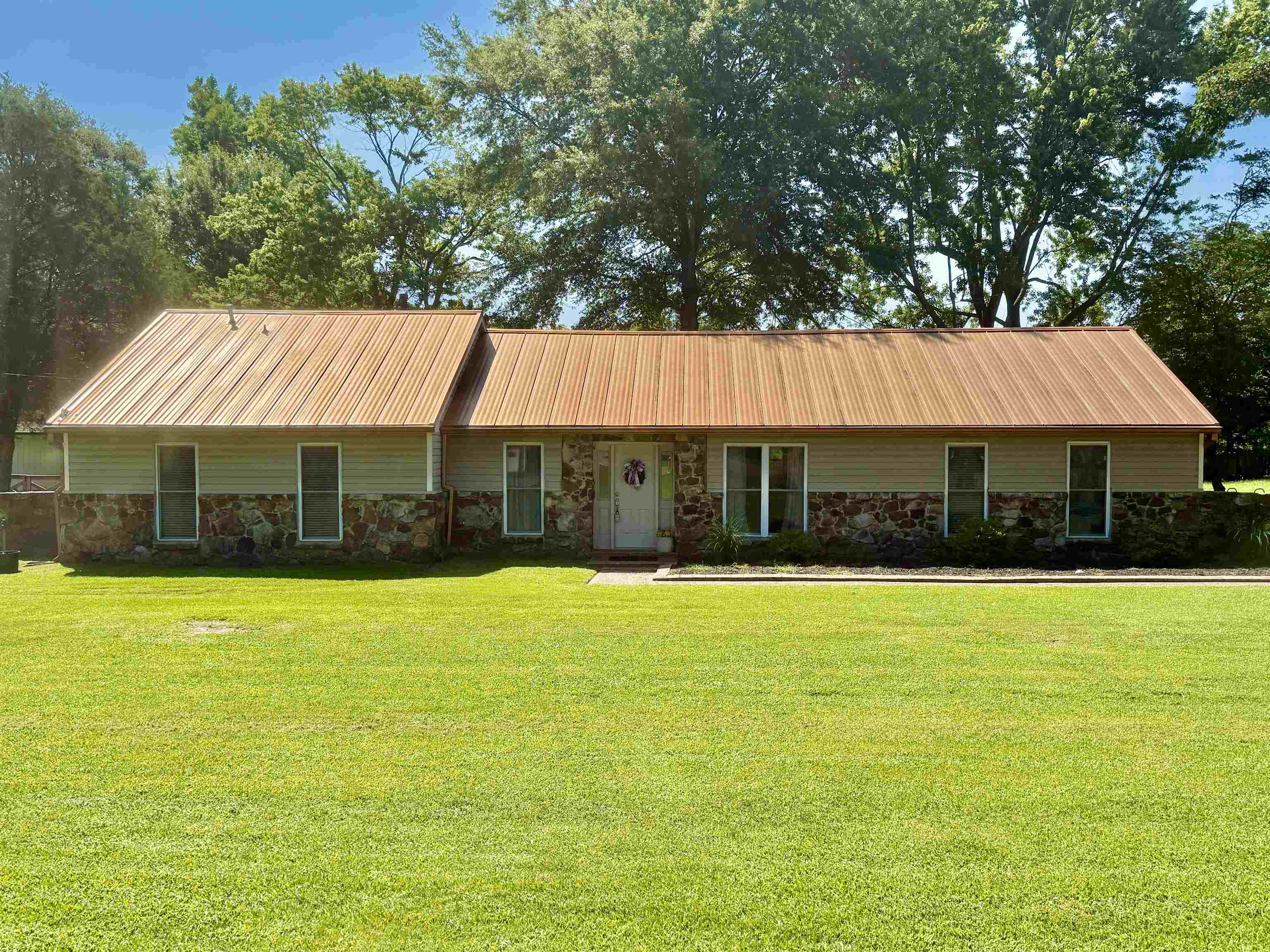 Collierville, Tennessee 38017, United States, 3 Bedrooms Bedrooms, ,2 BathroomsBathrooms,Residential,Active,88708