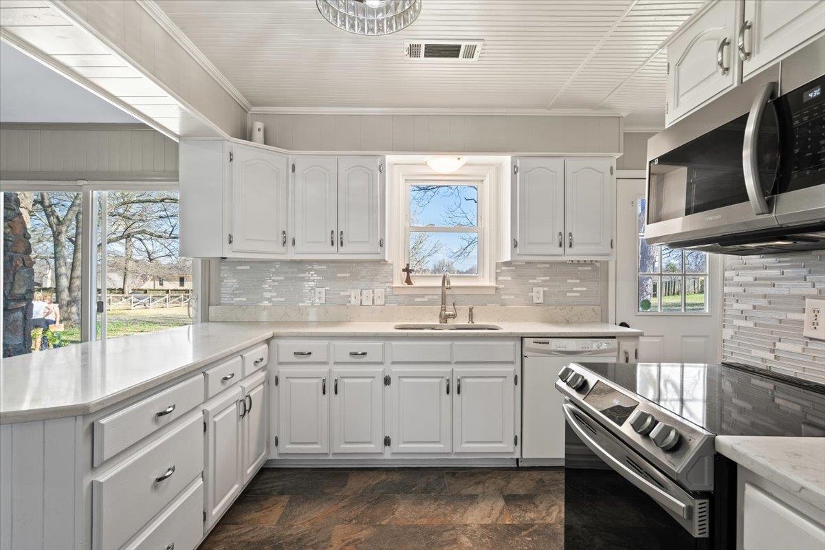 Collierville, Tennessee 38017, United States, 3 Bedrooms Bedrooms, ,2 BathroomsBathrooms,Residential,Active,88708