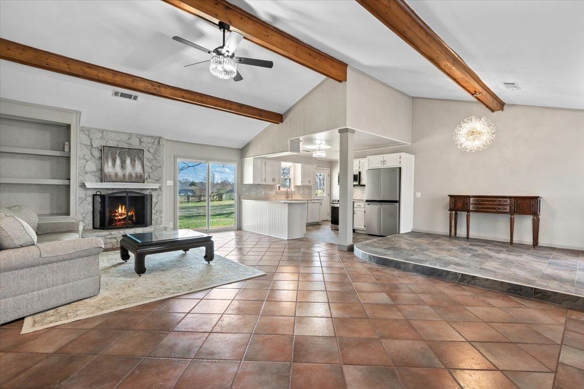 Collierville, Tennessee 38017, United States, 3 Bedrooms Bedrooms, ,2 BathroomsBathrooms,Residential,Active,88708