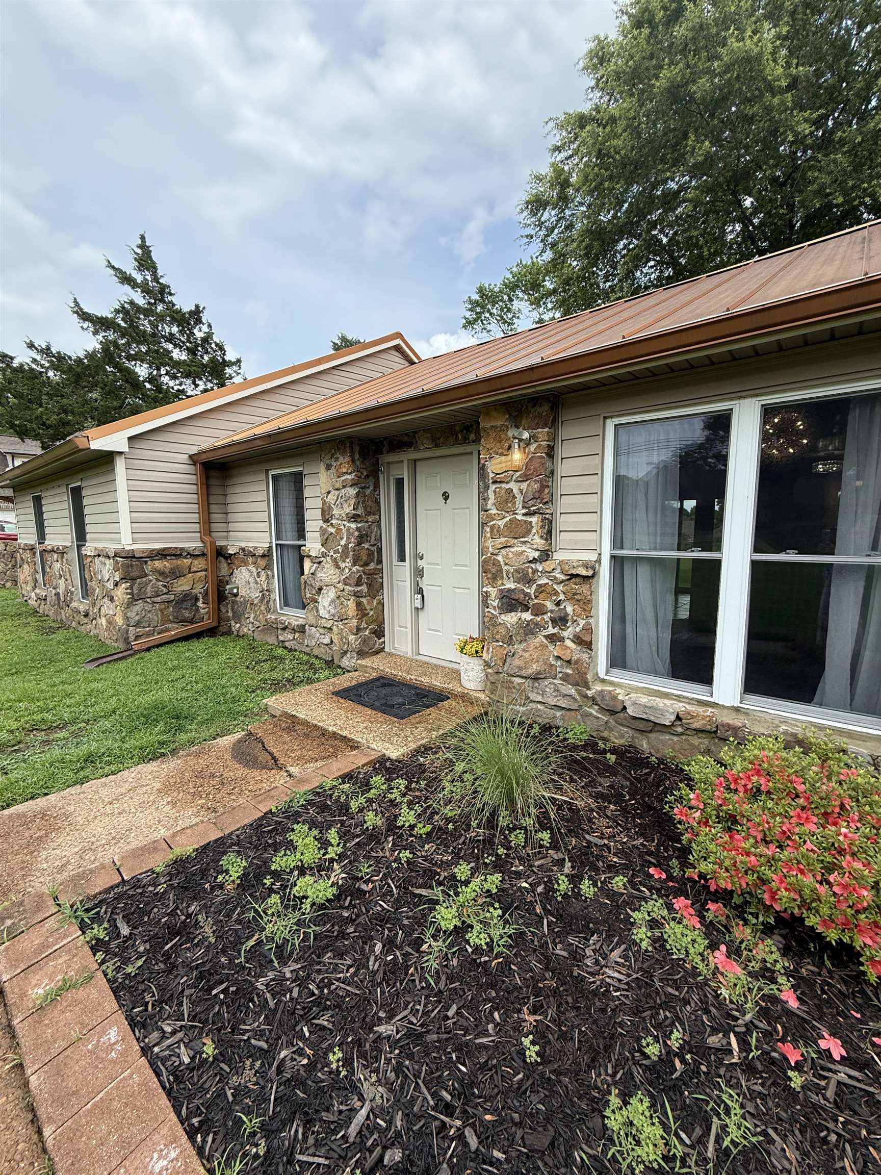 Collierville, Tennessee 38017, United States, 3 Bedrooms Bedrooms, ,2 BathroomsBathrooms,Residential,Active,88708