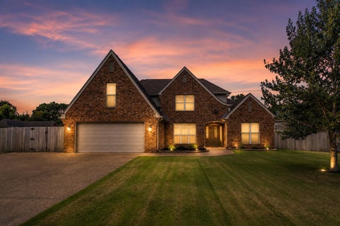 Photo of 12348 DARTON DR, Arlington, TN 38002 (MLS # 10229371)