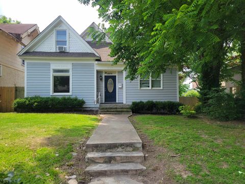 Photo of 1589 COURT AVE, Memphis, TN 38104 (MLS # 10218416)