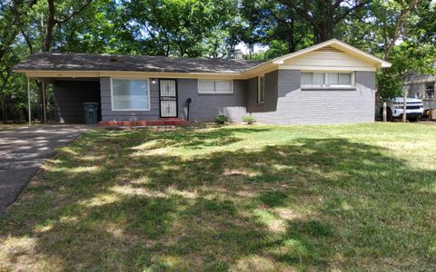 Photo of 1771 TAHITI LN, Memphis, TN 38117 (MLS # 10222851)