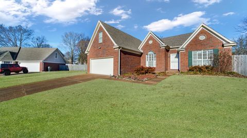 Photo of 4166 HOBBS CV, Bartlett, TN 38135 (MLS # 10212423)