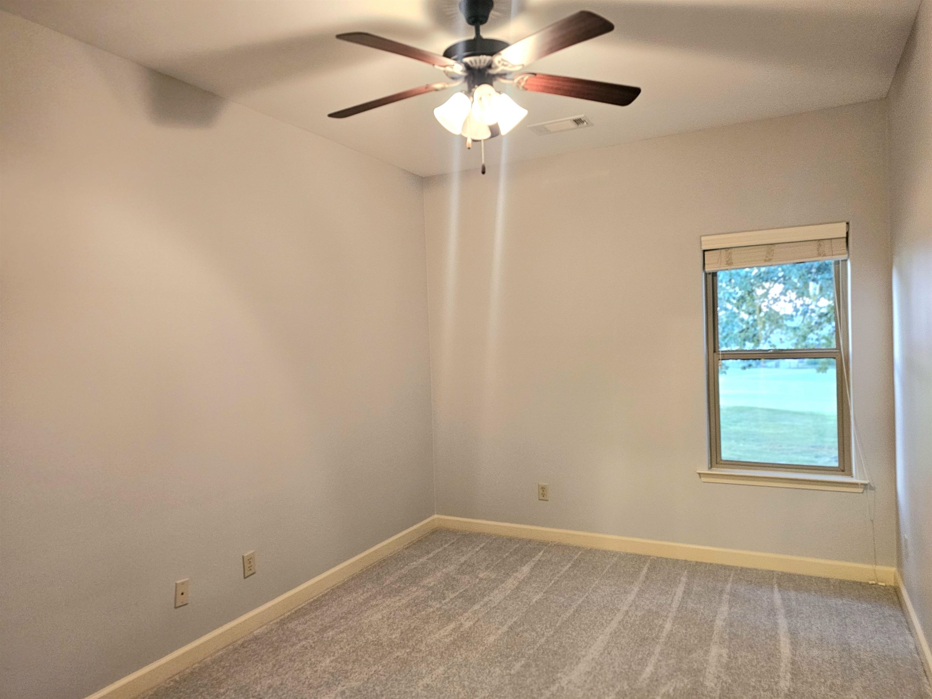 Oakland, Tennessee 38060, United States, 3 Bedrooms Bedrooms, ,2 BathroomsBathrooms,Residential,Active,32513