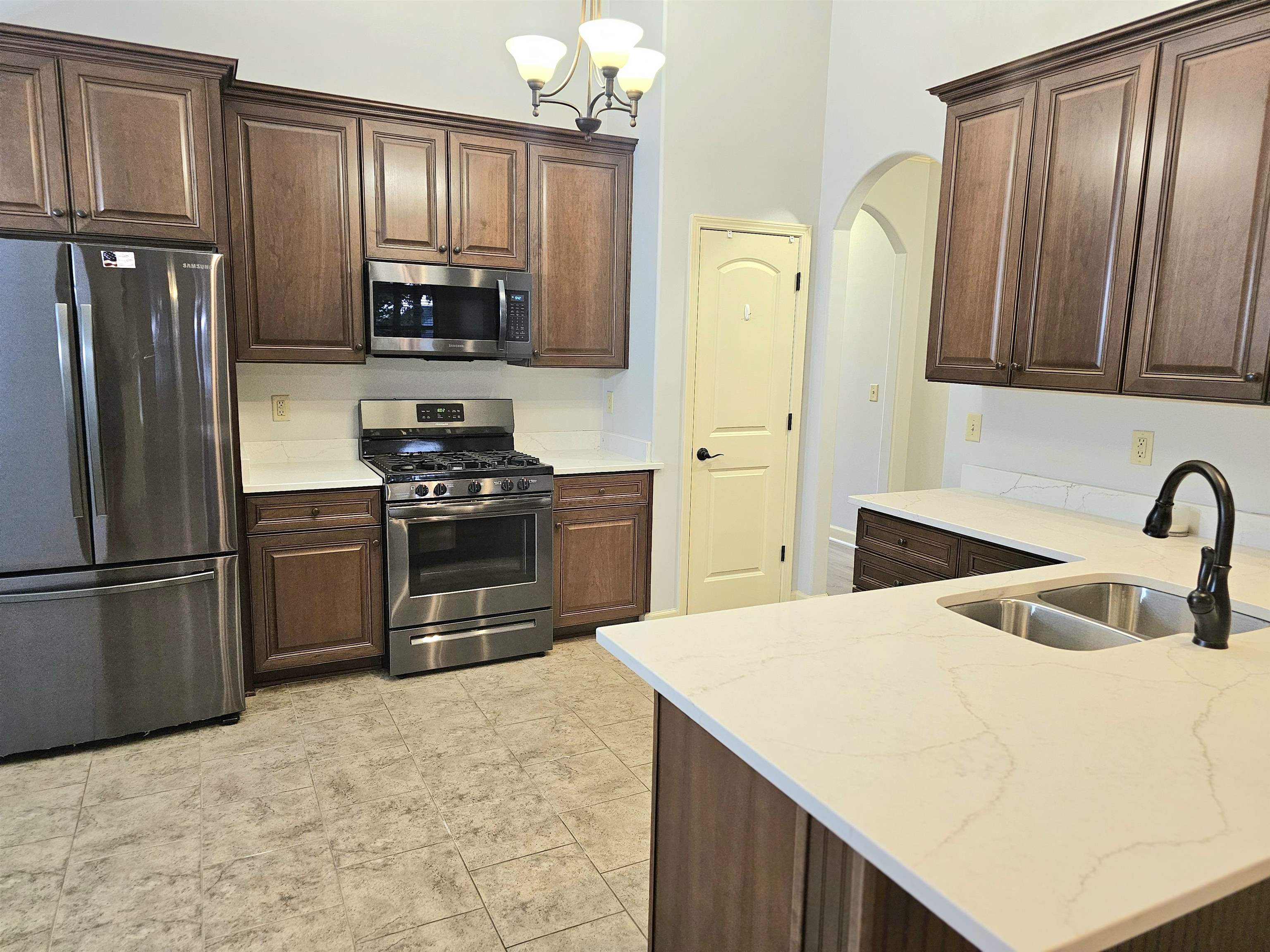 Oakland, Tennessee 38060, United States, 3 Bedrooms Bedrooms, ,2 BathroomsBathrooms,Residential,Active,32513