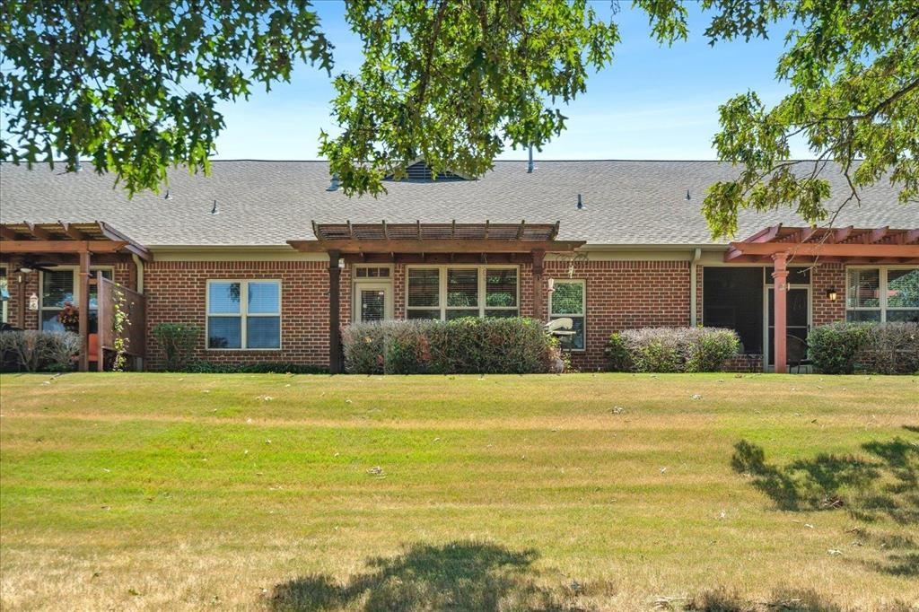 Oakland, Tennessee 38060, United States, 3 Bedrooms Bedrooms, ,2 BathroomsBathrooms,Residential,Active,32513
