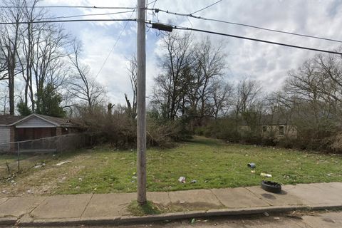 Photo of 2257 ELDRIDGE AVE, Memphis, TN 38108 (MLS # 10208316)