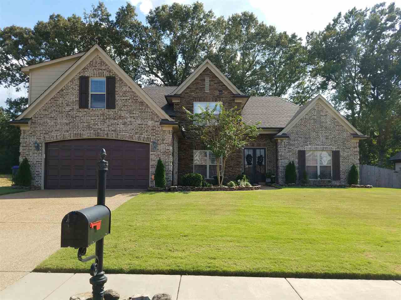 Photo 1 of 1 — 225 BREEZY LOOP S, Oakland, TN 38060