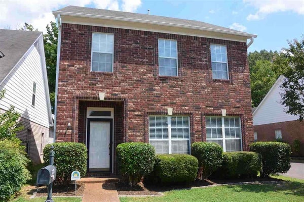 1278 OAK CREEK DR, COLLIERVILLE, TN 38017 - Image 3a9faf6713e4e814c7e9aafcc7123613/1435558879