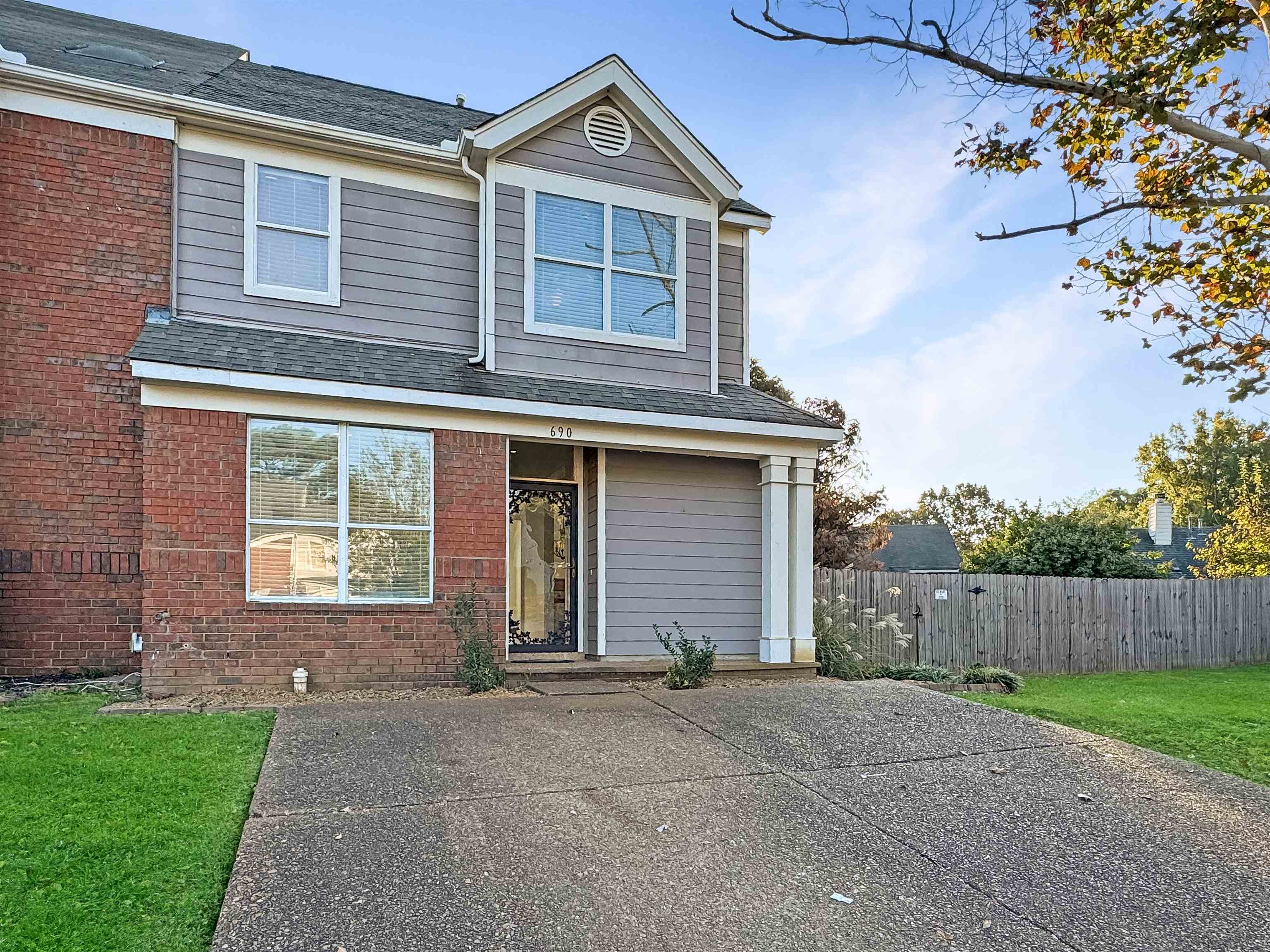 Memphis, Tennessee 38018, United States, 2 Bedrooms Bedrooms, ,2 BathroomsBathrooms,Residential,Active,36958