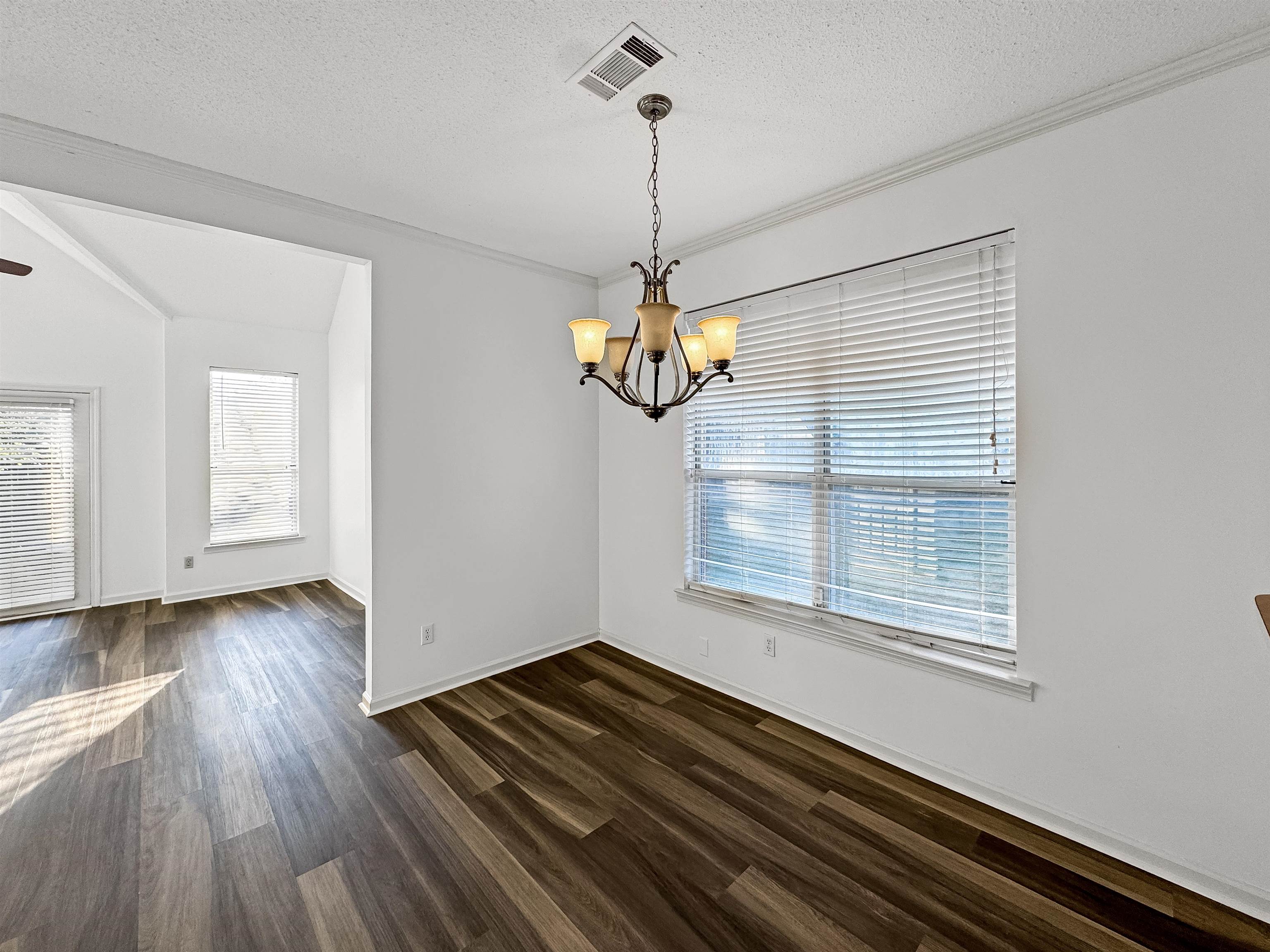 Memphis, Tennessee 38018, United States, 2 Bedrooms Bedrooms, ,2 BathroomsBathrooms,Residential,Active,36958