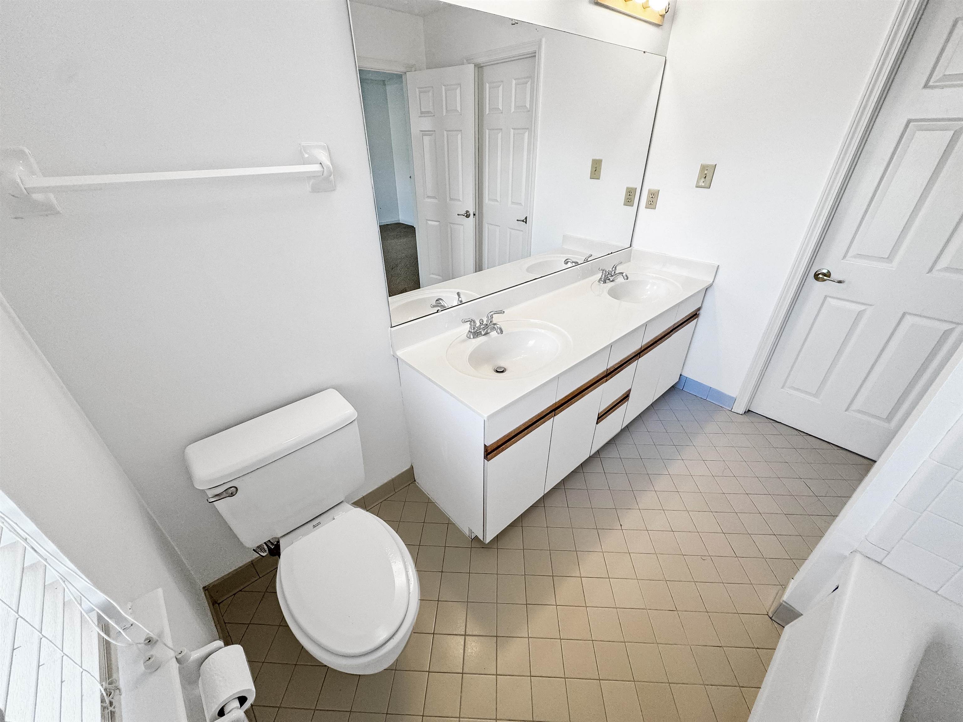 Memphis, Tennessee 38018, United States, 2 Bedrooms Bedrooms, ,2 BathroomsBathrooms,Residential,Active,36958