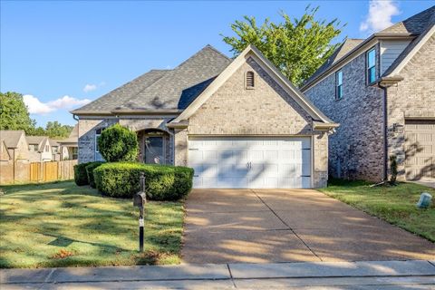 Photo of 7404 APPLING RAIN DR, Unincorporated, TN 38016 (MLS # 10207903)