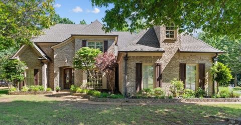 Photo of 10245 BABBLING BROOK CV, Lakeland, TN 38002 (MLS # 10221154)