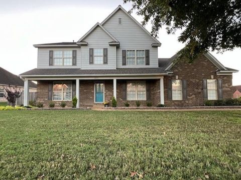 Photo of 4213 SIDLEHILL DR, Olive Branch, MS 38654 (MLS # 10202947)