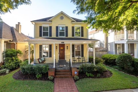 Photo of 143 HARBOR ISLE CIR N, Memphis, TN 38103 (MLS # 10208848) Photo of 143 HARBOR ISLE CIR N, Memphis, TN 38103 (MLS # 10208848)