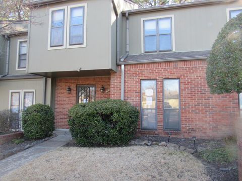 Photo of 4040 GRAHAM OAKS CT 21 #21, Memphis, TN 38122 (MLS # 10215219)