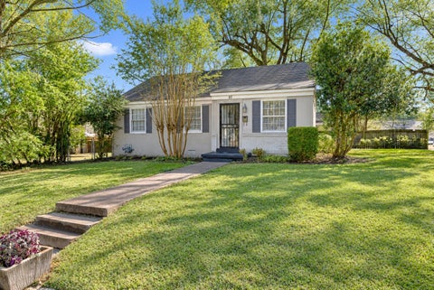 Photo of 81 S LARCHMONT DR, Memphis, TN 38111 (MLS # 10233212)