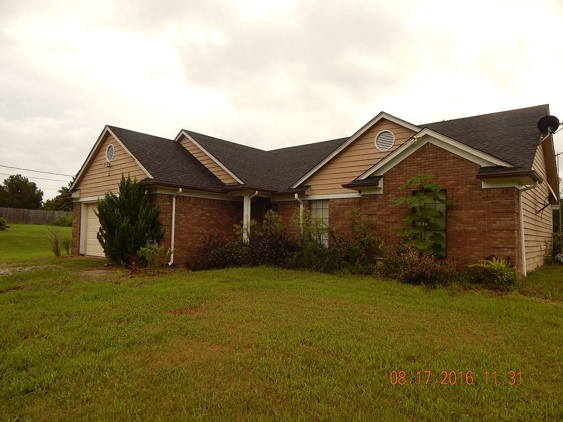 Photo 1 of 18 — 1504 MATHIS RD, Unincorporated, TN 38023