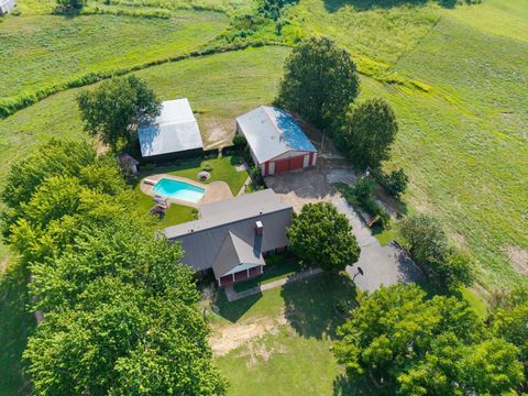 Photo of 2930 INDIAN CREEK RD, Brighton, TN 38011 (MLS # 10214708)