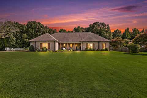 Photo of 265 CAITLIN DR, Oakland, TN 38060 (MLS # 10227573)