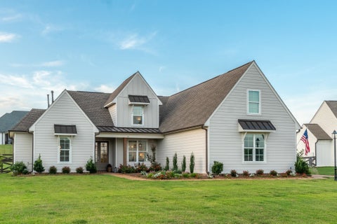 Photo of 35 FARMHOUSE CV, Piperton, TN 38017 (MLS # 10226422)