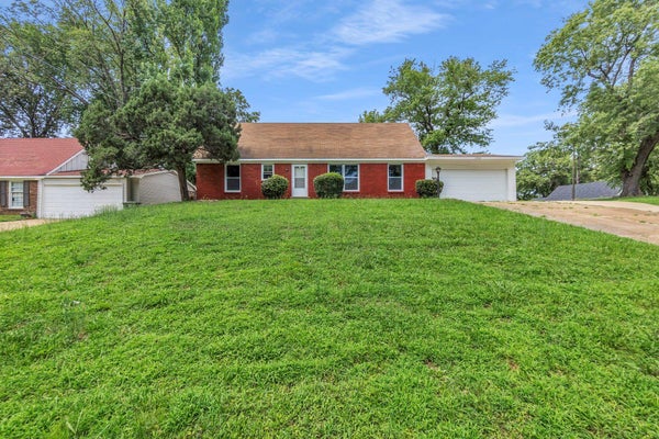 1992 DANBERRY AVE, MEMPHIS, TN 38116 - Image 3f87f4a35b79ff38eba17960ba655a2b/2238578897